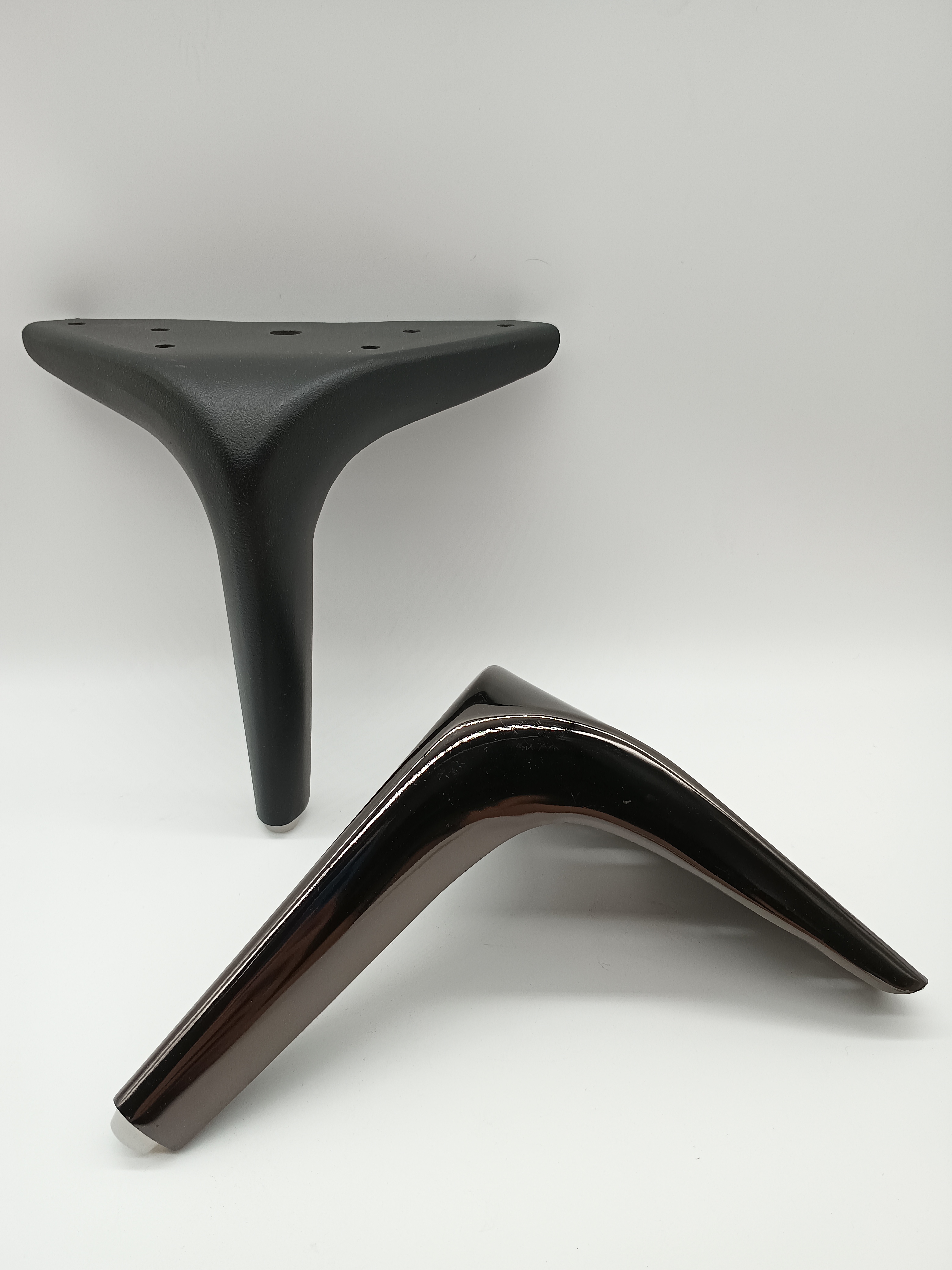 Factory Custom Metal Modern Tapered Y Shape Luxury Iron Sofa Legs